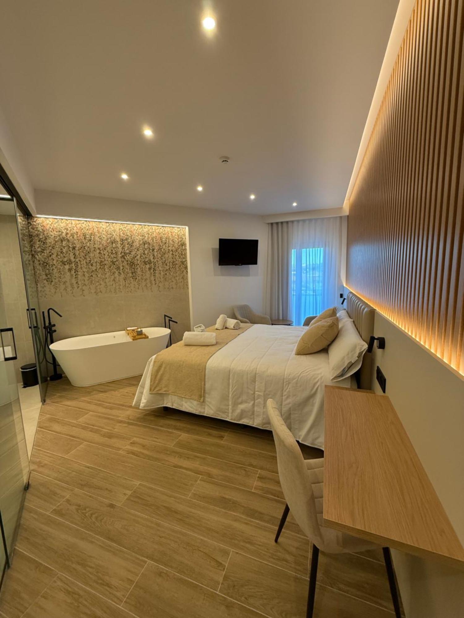 Hotel Siskets Torrente de Cinca Exterior photo